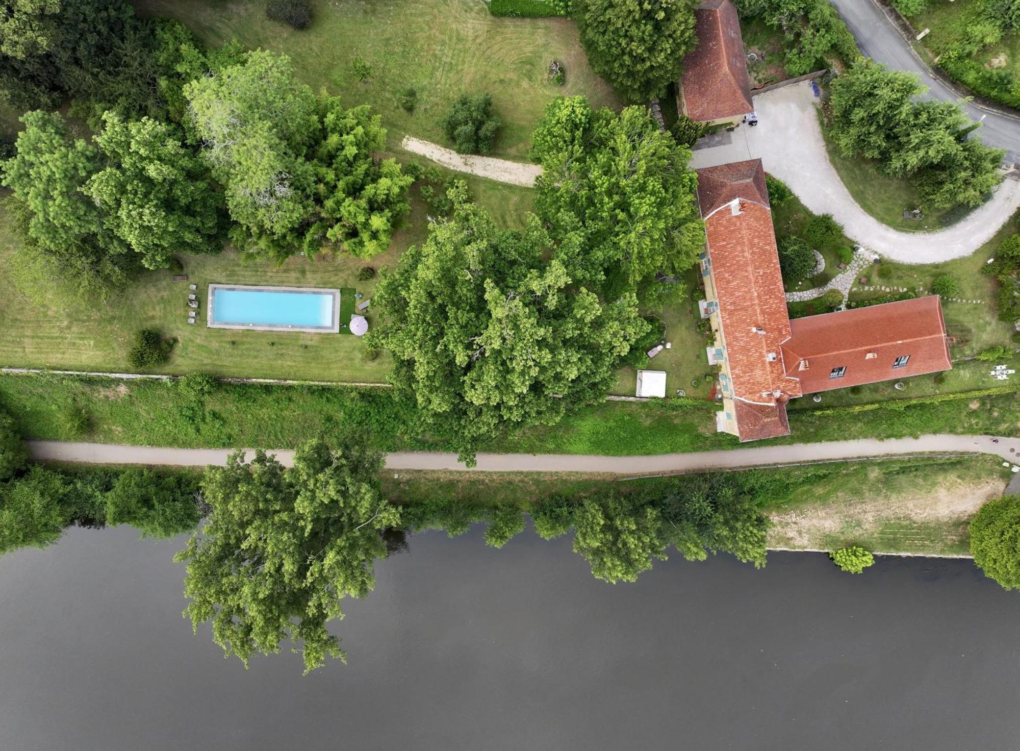 La Rebiere D'Or, B&B Et Gite Mouleydier Kültér fotó
