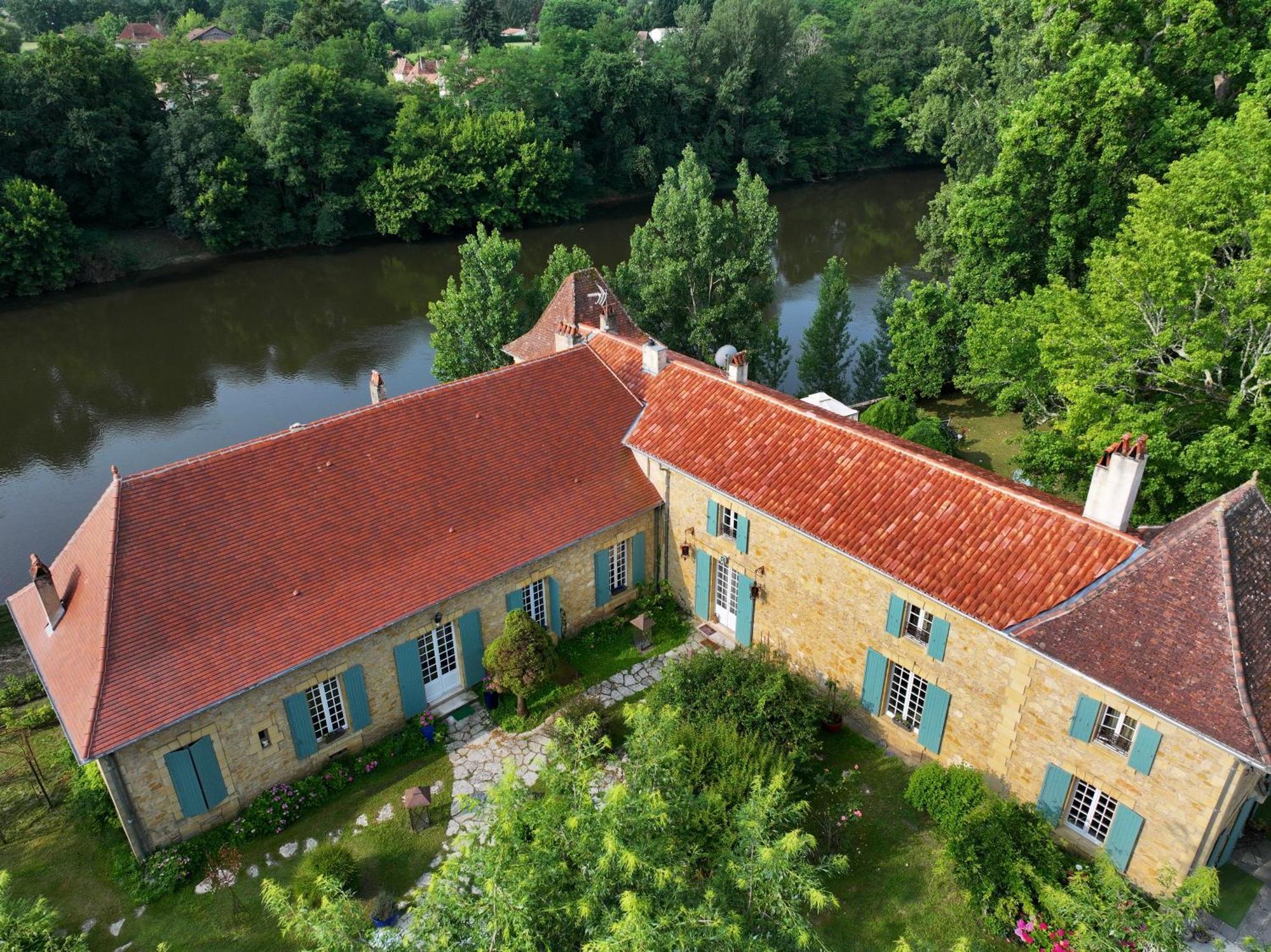 La Rebiere D'Or, B&B Et Gite Mouleydier Kültér fotó